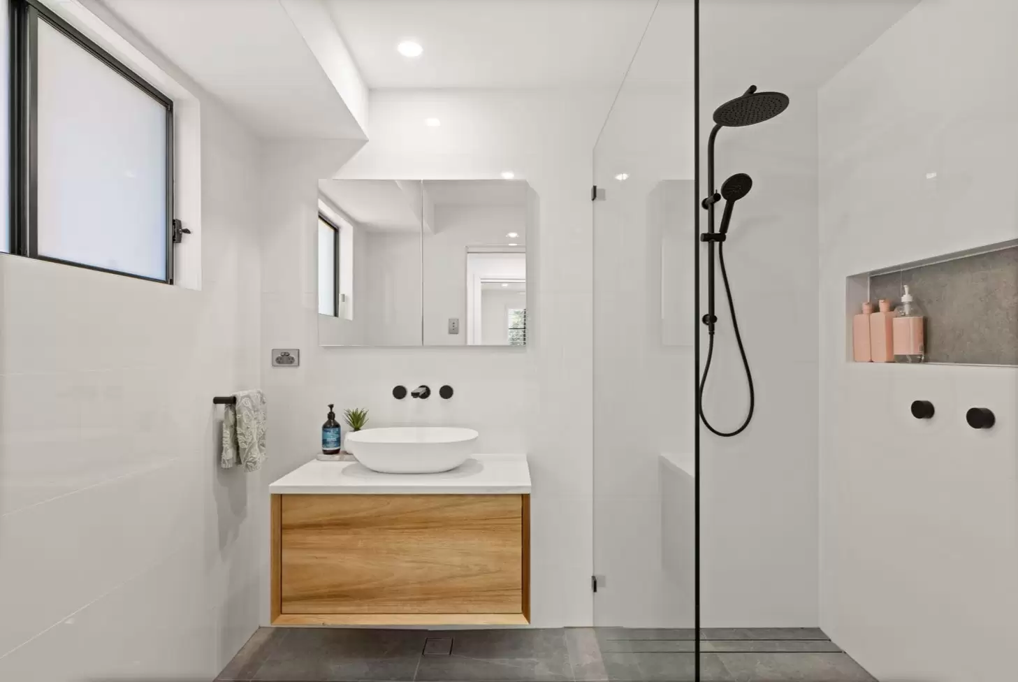 13 Lomandra Court, Voyager Point Sold by Gavan Property - image 1