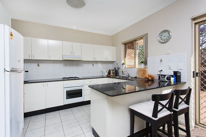 6/44-46 Greenacre Road, South Hurstville Sold by Gavan Property - image 1