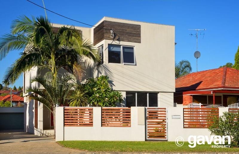 4 Flat Rock Road, Kingsgrove Leased by Gavan Property - image 1