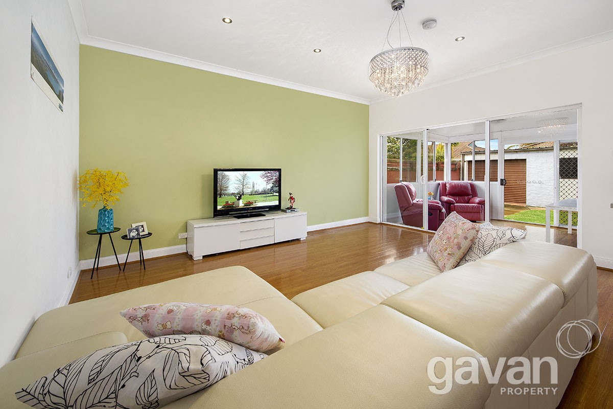 7 Gloucester Street, Bexley Sold by Gavan Property - image 1
