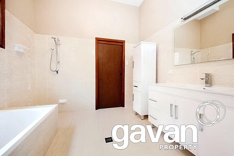 72 Morshead Drive, Connells Point Sold by Gavan Property - image 1