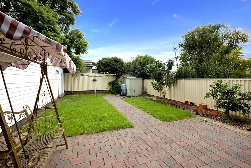 107 Moorefields Road, Kingsgrove Sold by Gavan Property - image 1