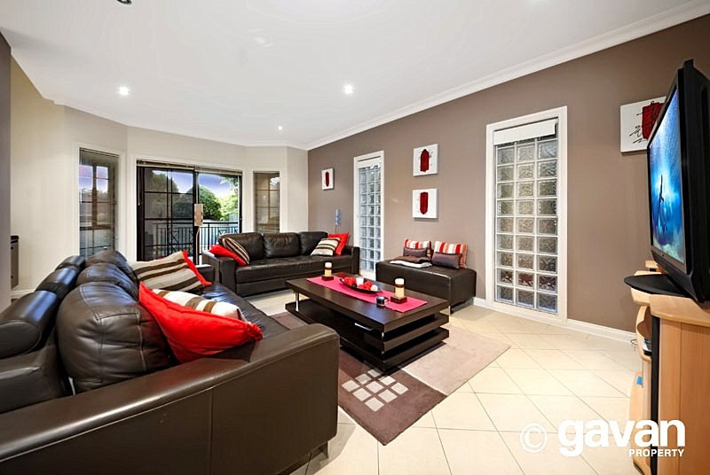 208A Lorraine Street, Peakhurst Heights Sold by Gavan Property - image 1
