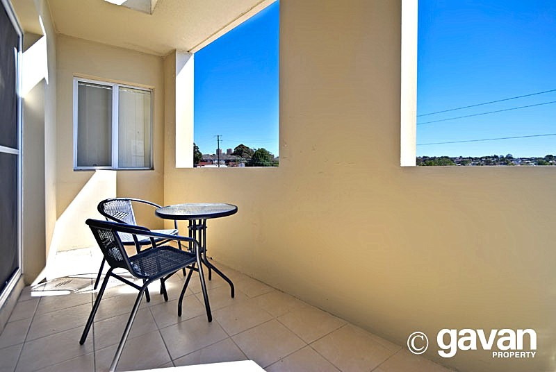 19/803 King Georges Rd, South Hurstville Sold by Gavan Property - image 1