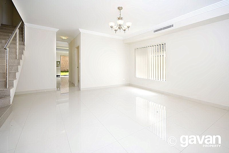 1/28 Park Street, Peakhurst Sold by Gavan Property - image 1