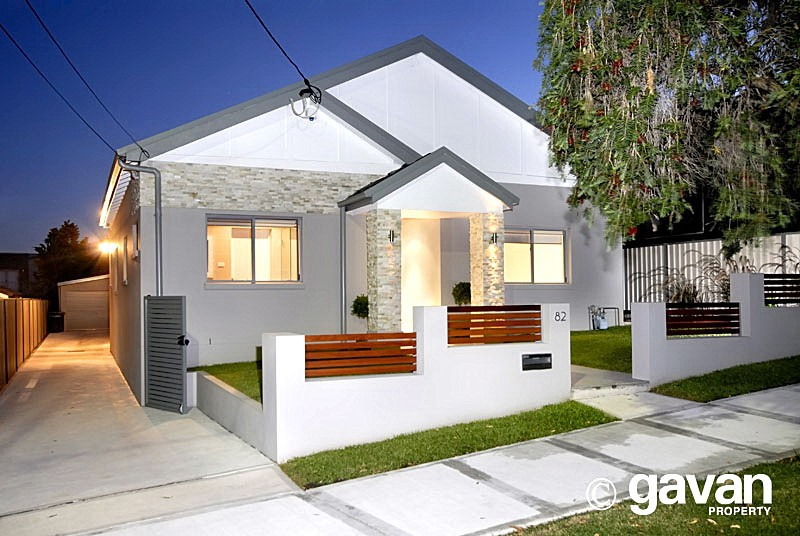 82 Hillcrest Avenue, Hurstville Grove Sold by Gavan Property - image 1