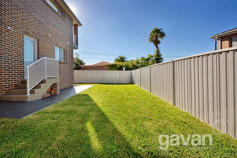 2 Rosemont Avenue, Mortdale Sold by Gavan Property - image 1
