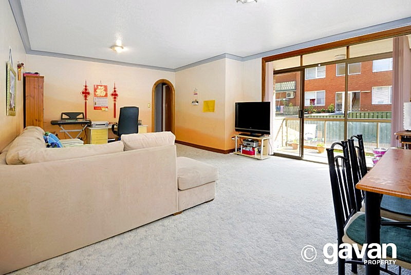 2/11-15 Ocean Street, Penshurst Sold by Gavan Property - image 1