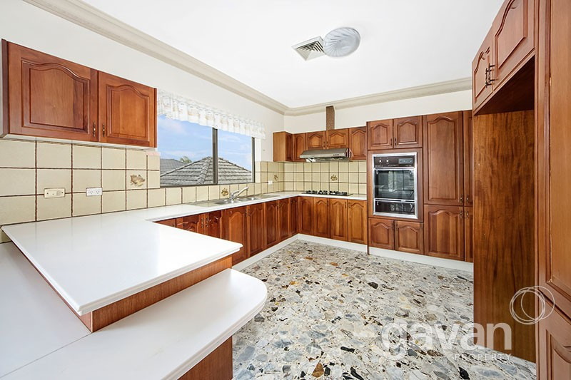 12 Wentworth Ave, Blakehurst Sold by Gavan Property - image 1