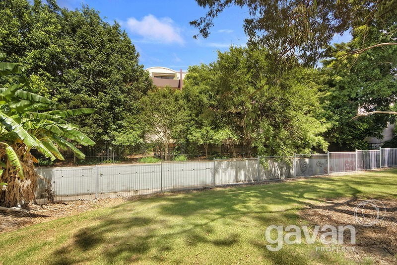 8/2 Carwar Lane, Carss Park Sold by Gavan Property - image 1