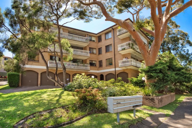 4/2-6 Bellevue Parade, Hurstville Sold by Gavan Property - image 1