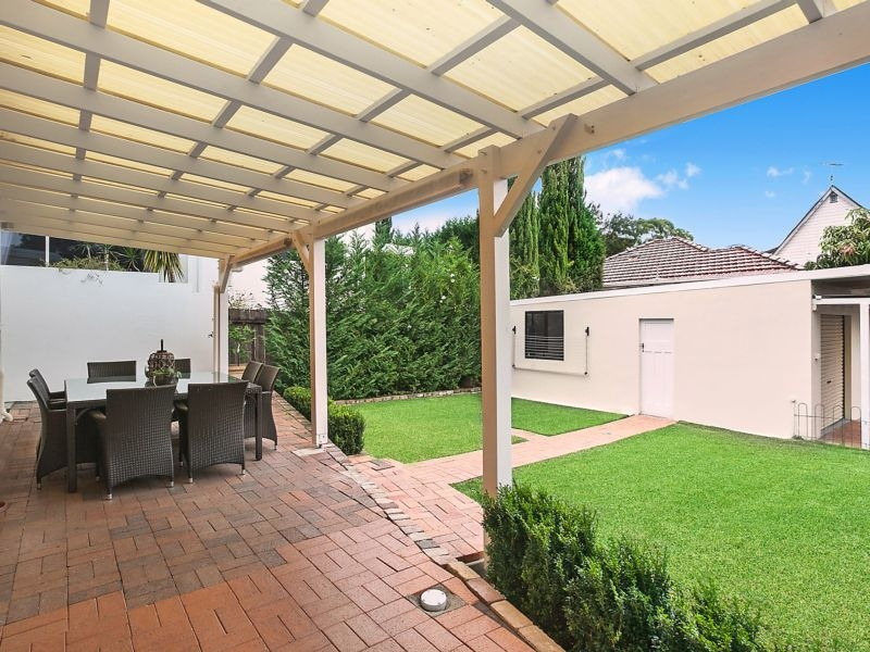 15 The Esplanade, South Hurstville Sold by Gavan Property - image 1