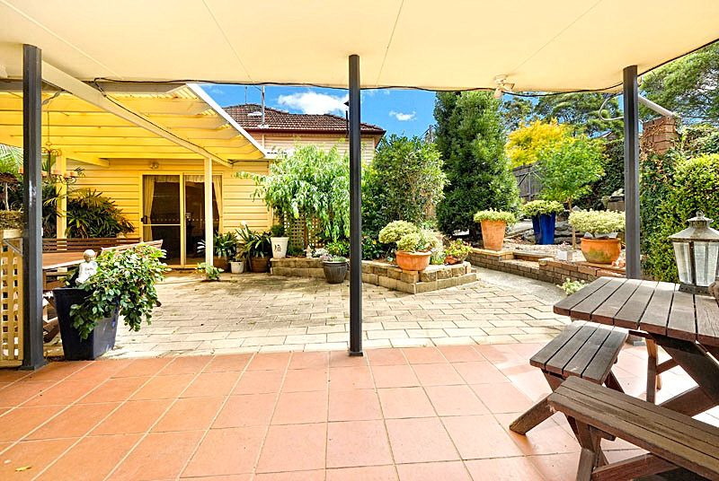 72 Hardwicke Street, Riverwood Sold by Gavan Property - image 1